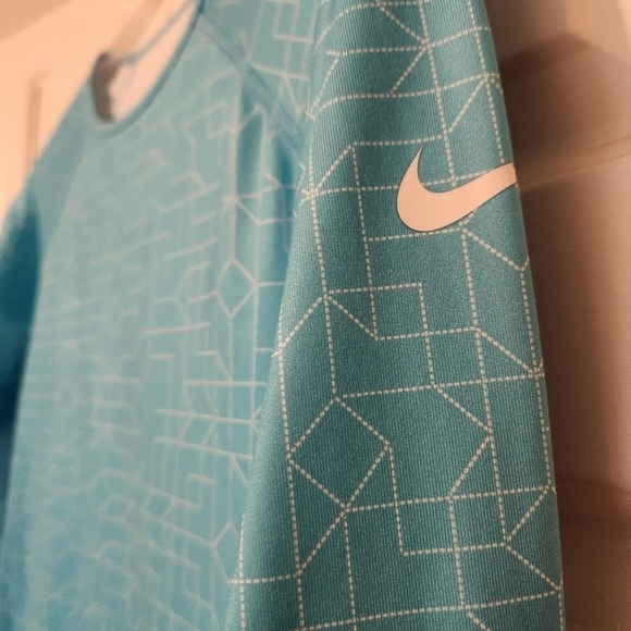 Nike Pro Hyperwarm Geo Print Training Shirt Teal  Large - Picture 3 of 7